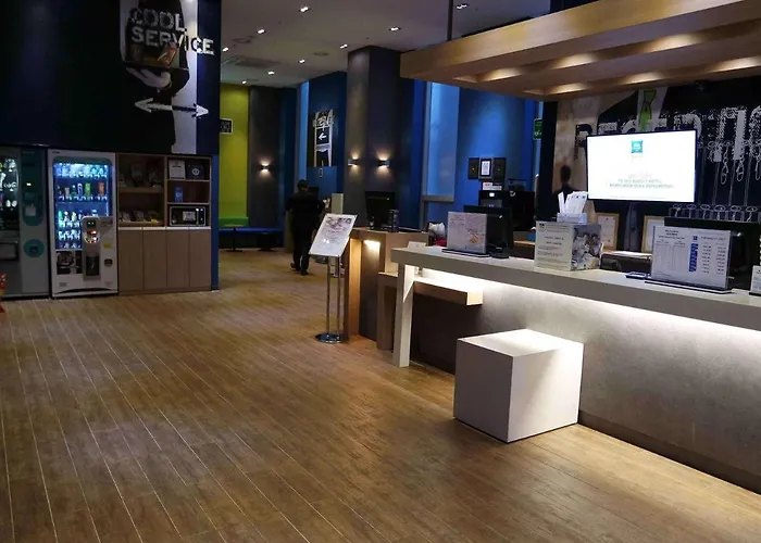 Ibis Budget Ambassador Dongdaemun 2*